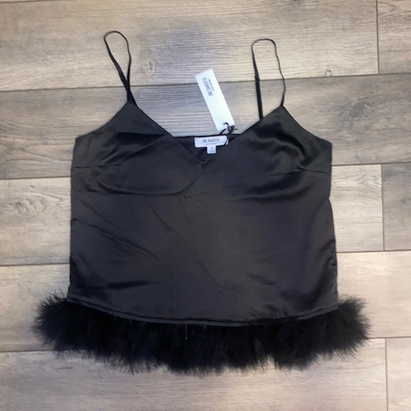 Women’s black BB Dakota Steve Madden top size small with feathers - Picture 6 of 6